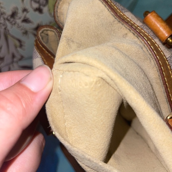 Authentic Louis Vuitton Hampstead PM - Picture 6 of 11